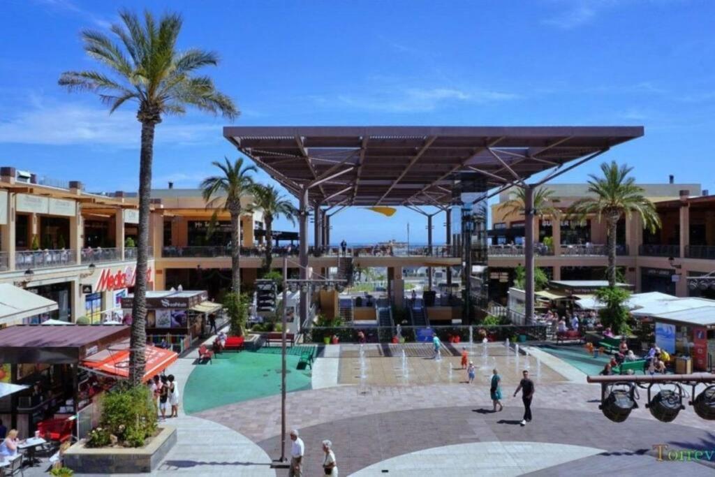 Bungalow Avec Piscine Torrevieja Dış mekan fotoğraf