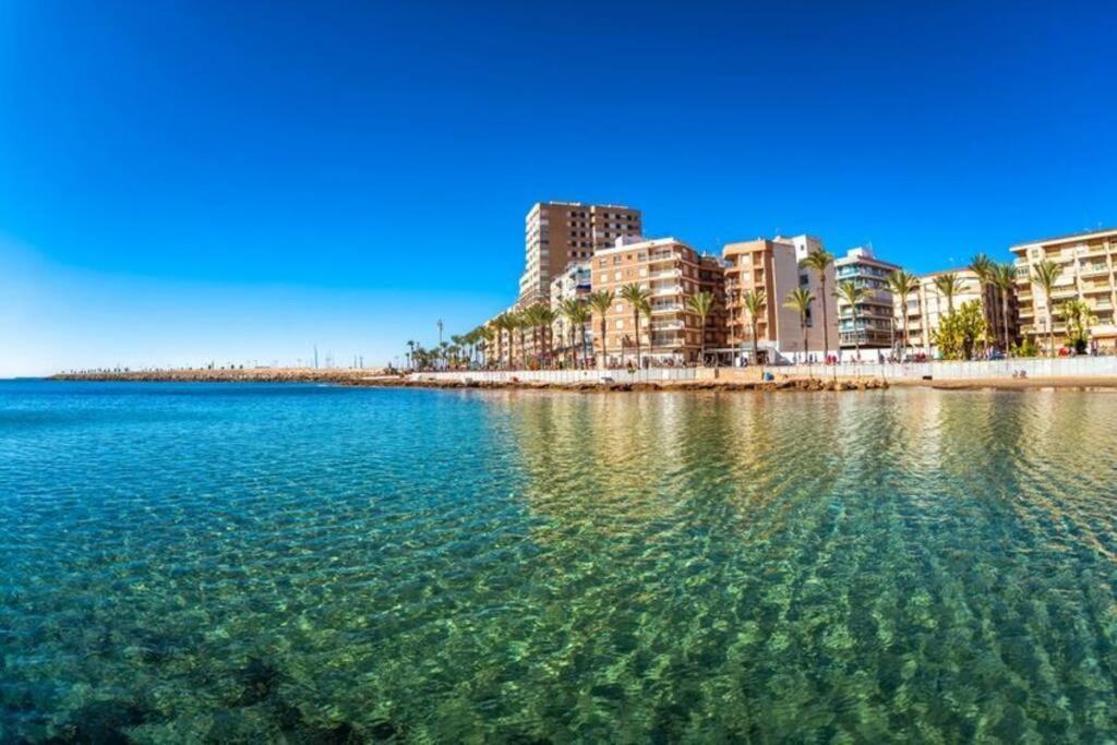 Bungalow Avec Piscine Torrevieja Dış mekan fotoğraf